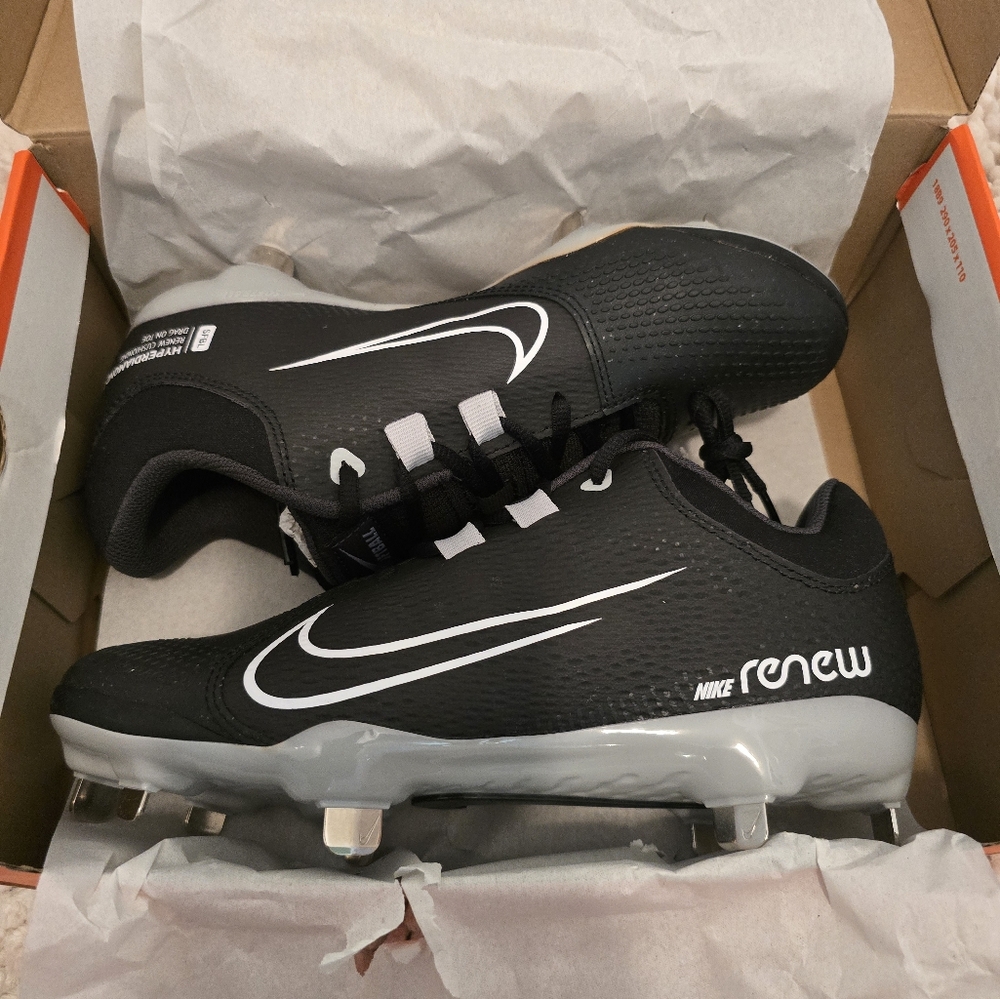 Nike Softball Womens 7.5 Hyperdiamond 4 Pro